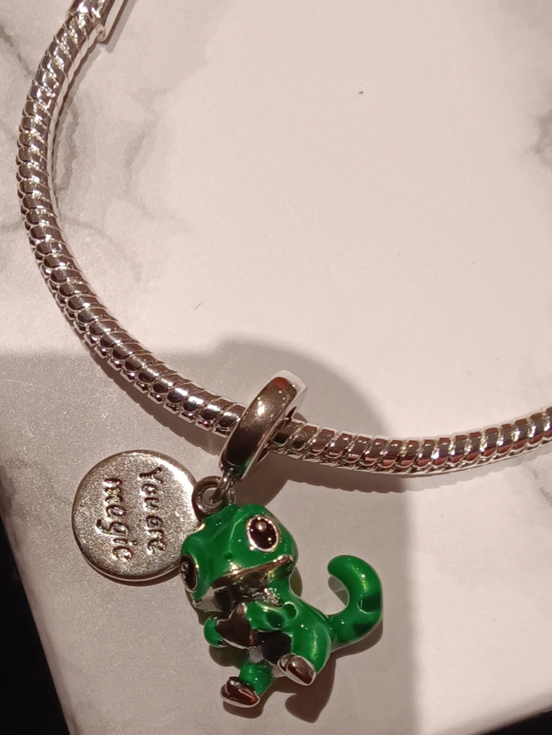 Gliederarmband+ Charm Anhänger "grüner Gecko" 925 er Sterling Silber