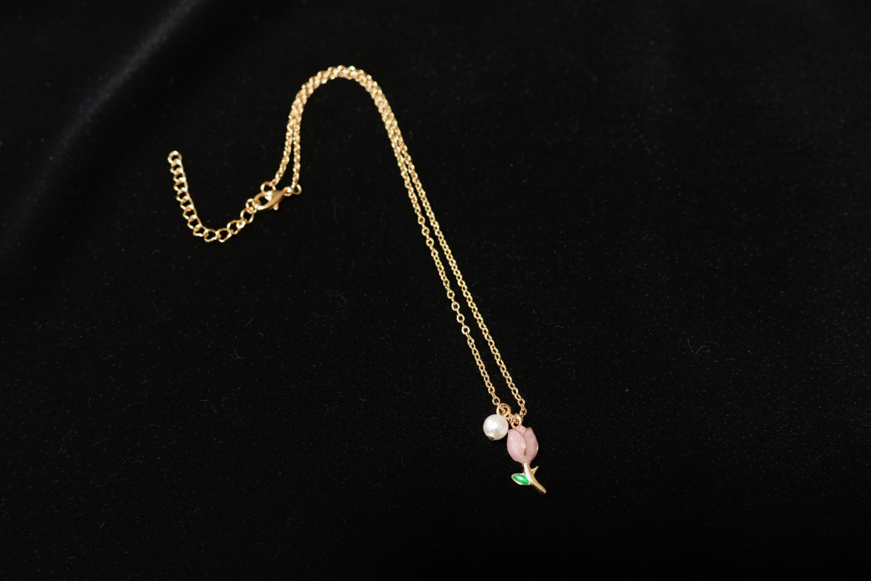 Süßer Tulpen Anhänger  und Perle mit Halskette